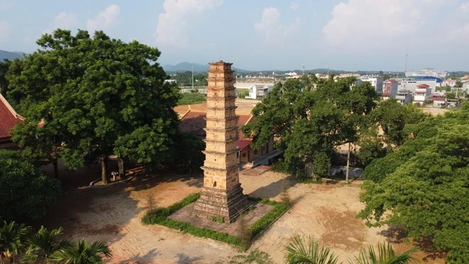 La belleza arquitectónica de la Torre Binh Son en Vinh Phuc