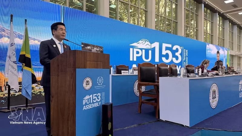 El vicepresidente de la Asamblea Nacional de Vietnam, Nguyen Hong Dien, interviene en el debate general de alto nivel de la UIP-153. (Foto: VNA)