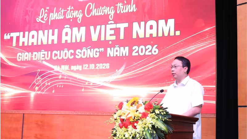 El viceministro de Cultura, Deportes y Turismo Nguyen Huy Dung interviene en el acto. (Foto: TRAN HUAN)