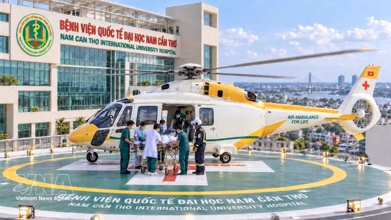 Vista en perspectiva de la plataforma de aterrizaje de helicópteros destinada al transporte de emergencia. (Foto: VNA)