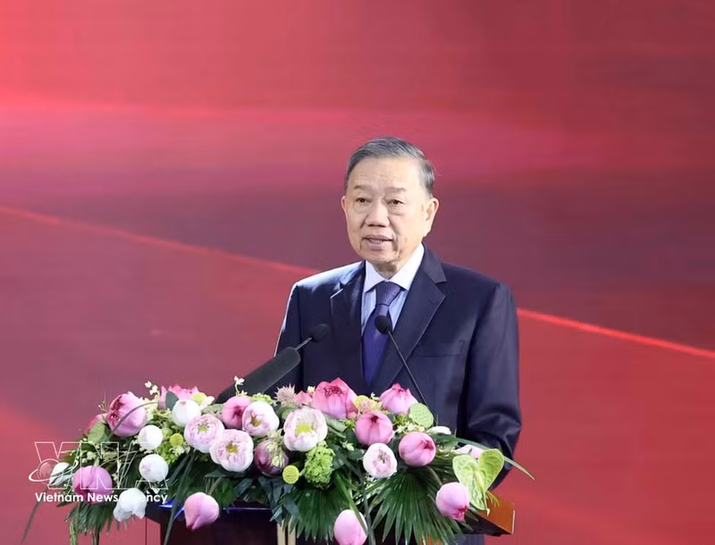 El secretario general del Partido Comunista y presidente de Vietnam, To Lam, habla en el evento. (Foto: VNA)