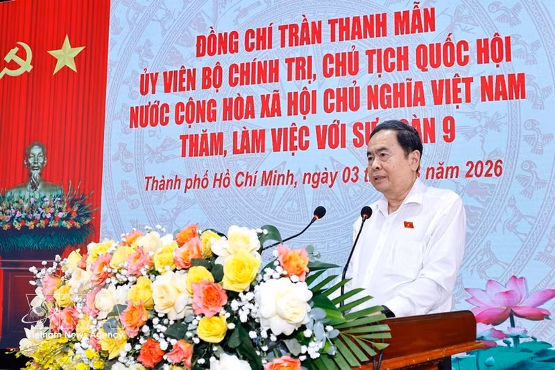 El presidente de la Asamblea Nacional (Parlamento) de Vietnam, Tran Thanh Man, pronuncia un discuso en el evento. (Foto: VNA)