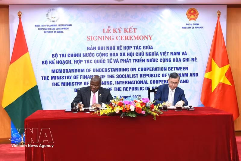 Vietnam y Guinea buscan impulsar la cooperación en materia de inversión. (Foto: VNA)