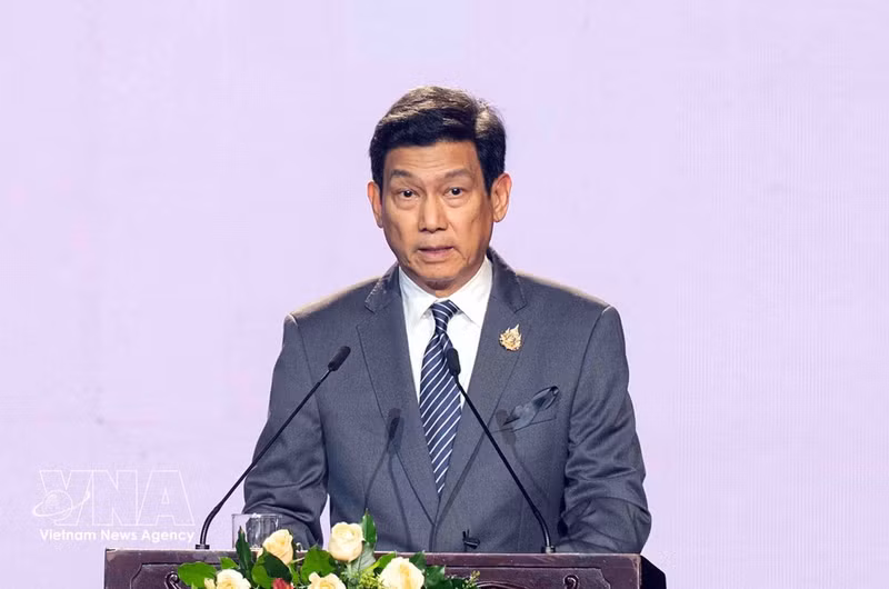 Parnpree Bahiddha Nukara, presidente del Consejo Asesor del Viceprimer Ministro y del Ministro de Relaciones Exteriores y exviceprimer ministro y canciller de Tailandia. (Foto: VNA)