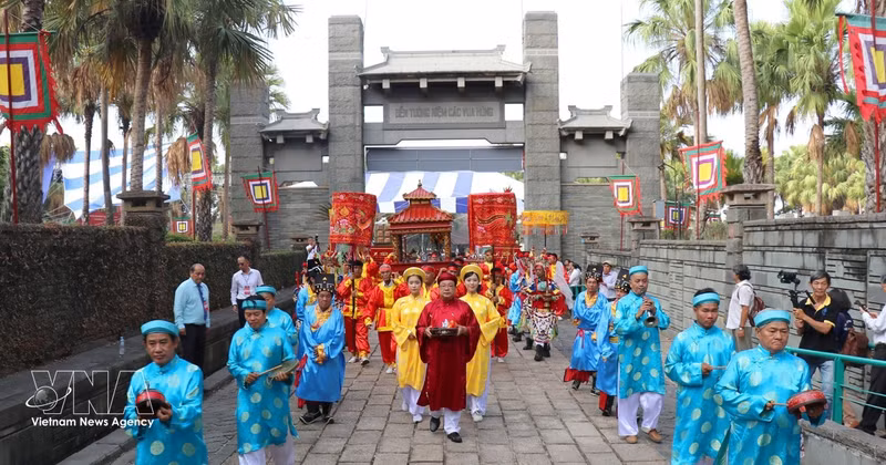 Vietnam conmemora el Día de los Reyes Hung con ceremonias solemnes en todo el país. (Foto: VNA)