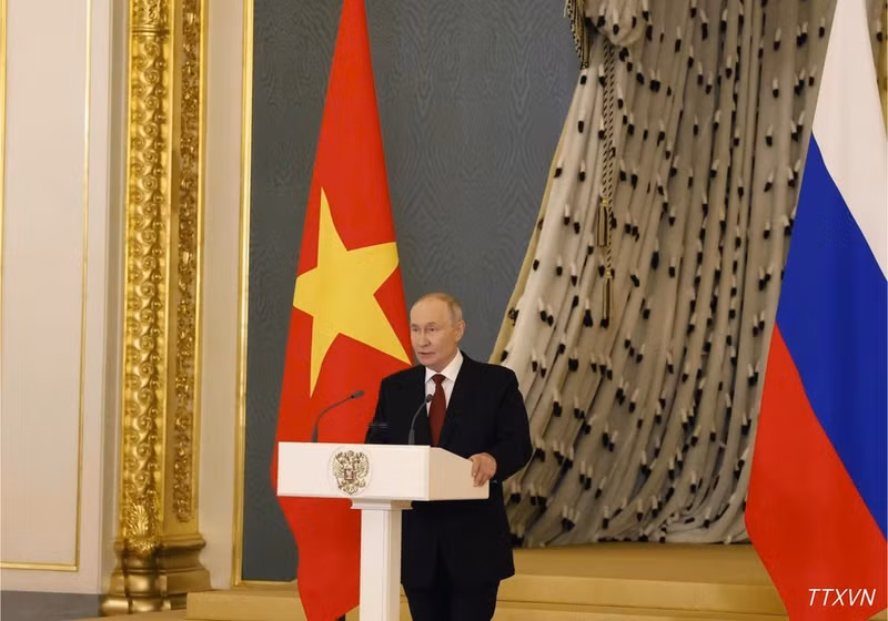 El presidente de Rusia, Vladimir Putin, pronuncia un discurso. (Foto: Thong Nhat/VNA)