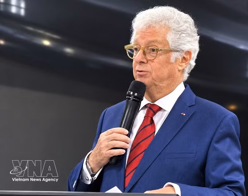 Antoine Pouillieute, embajador de Francia en Vietnam entre 2001 y 2004. (Foto: VNA)