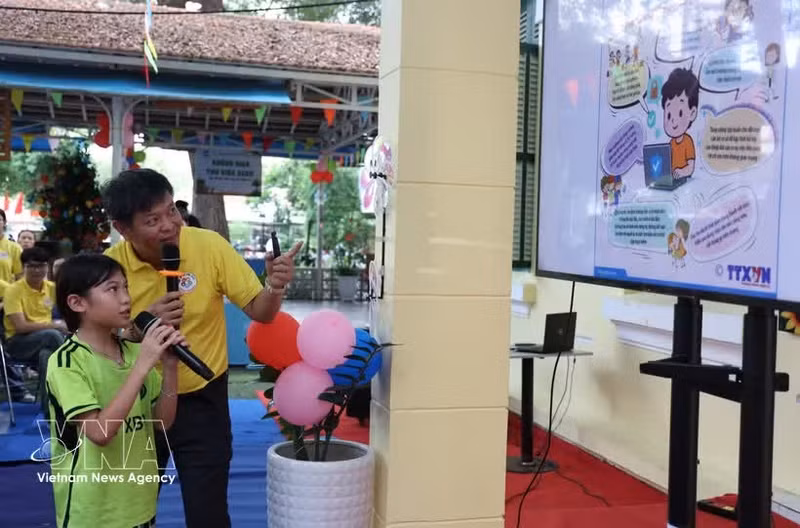 Vietnam blinda los derechos de la infancia en internet frente a narrativas de descrédito exterior. (Foto: VNA)