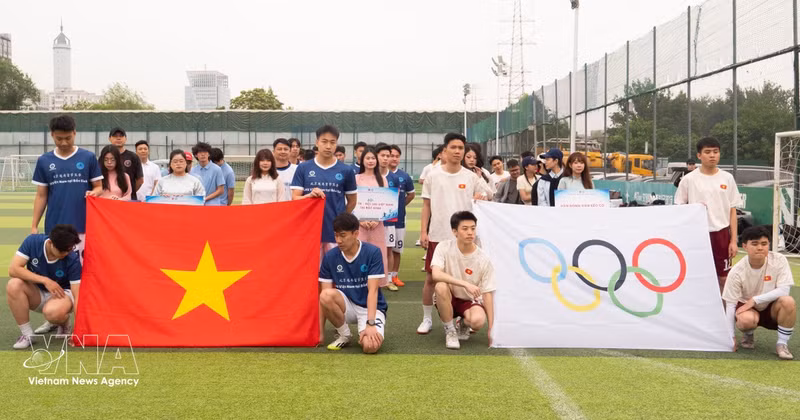 Estudiantes vietnamitas en el Festival. (Foto: VNA)