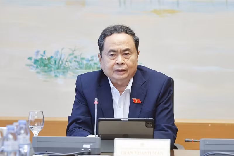 El presidente de la Asamblea Nacional de Vietnam, Tran Thanh Man, destaca avances significativos en el proyecto de Ley de Quiebras. (Foto: VNA)
