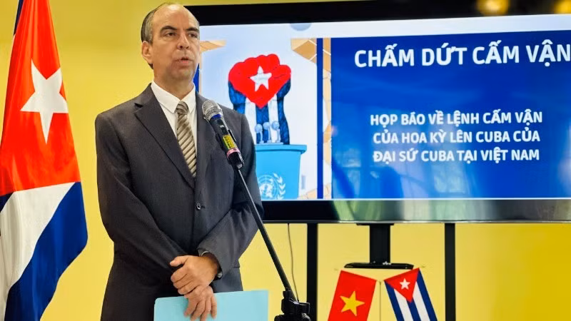 El embajador de Cuba en Vietnam, Rogelio Polanco Fuentes, en el evento. (Foto: Embajada de Cuba en Vietnam)