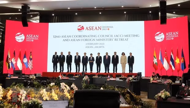 Cancilleres de los miembros de la Asean y Timor Leste en un evento (Fotografía: VNA)