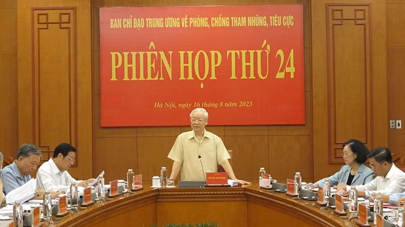 El secretario general del PCV, Nguyen Phu Trong, en la reunión. 
