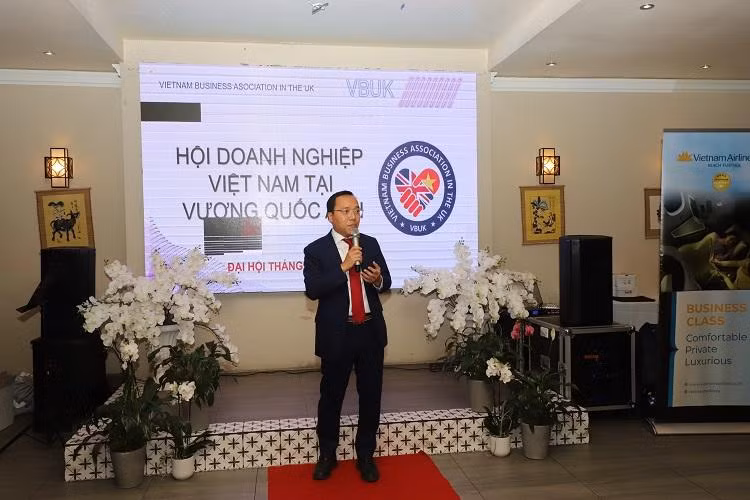 Nguyen Hoang Long, embajador de Vietnam en Londres. (Fotografía: VNA)