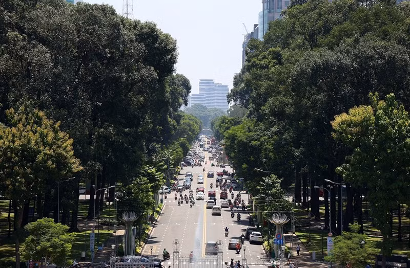 La calle Le Duan, arbolada, es una de las calles más hermosas del centro de Ciudad Ho Chi Minh.