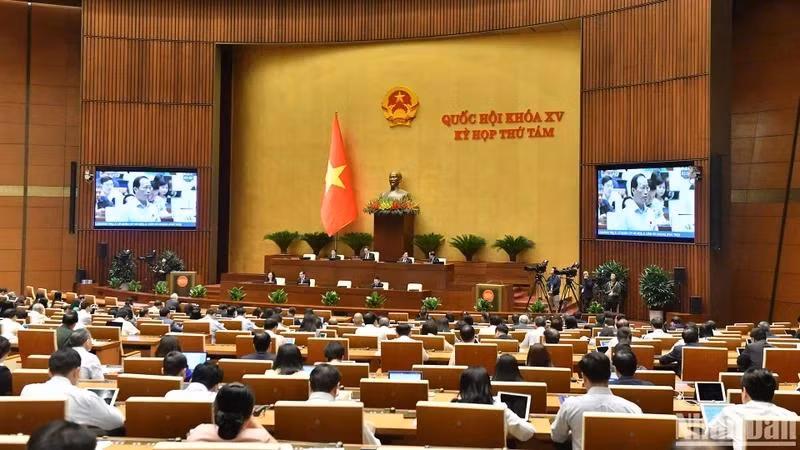 Parlamento vietnamita interpelará sectores de salud, información y comunicación
