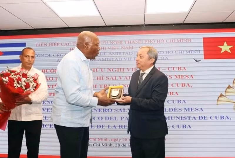 Encuentro de amistad Vietnam - Cuba fortalece relación especial entre los dos pueblos