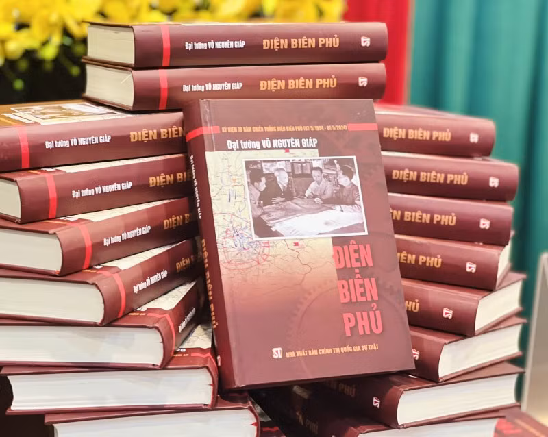El libro “Dien Bien Phu” (Foto: cand.com.vn)