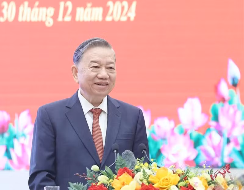 El secretario general del Partido Comunista de Vietnam, To Lam, habla en el evento. (Foto: VNA)