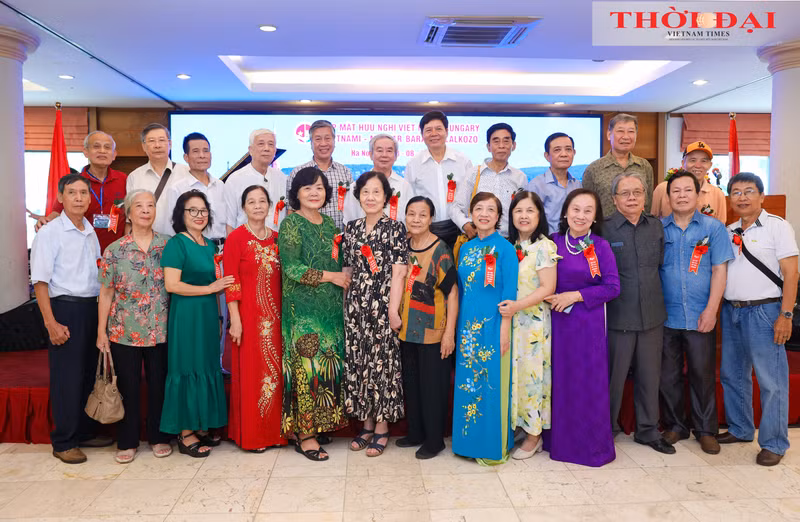 Delegados en el evento (Foto: thoidai.com.vn)