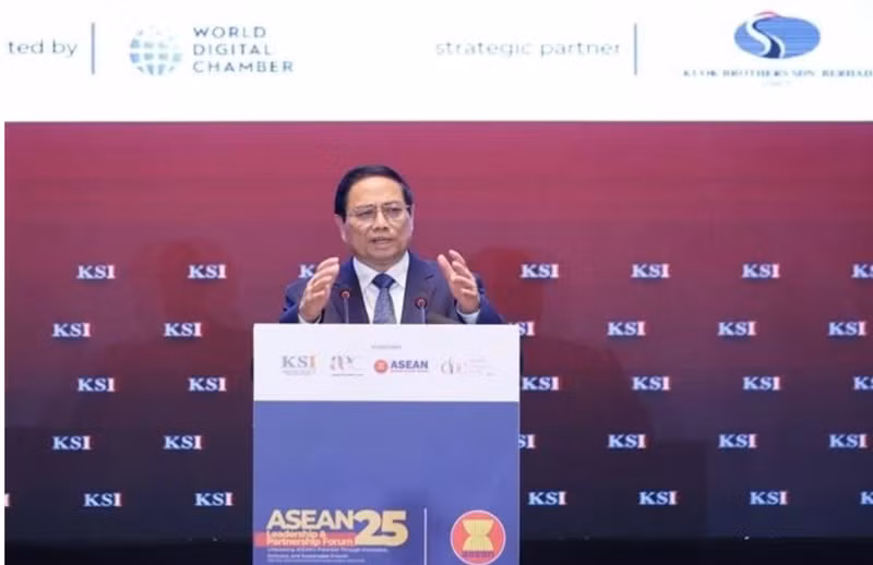 El primer ministro de Vietnam, Pham Minh Chinh, habla en el evento (Foto: VNA)