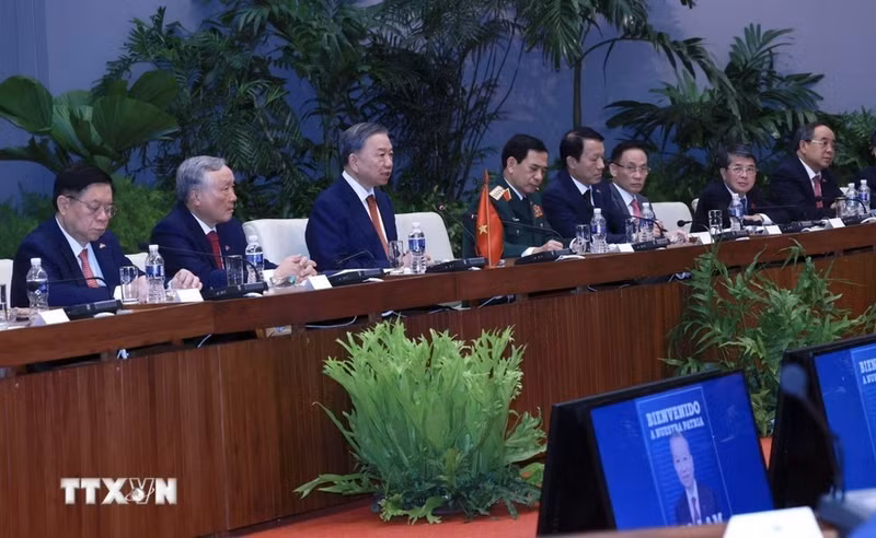 La delegación de Vietnam.