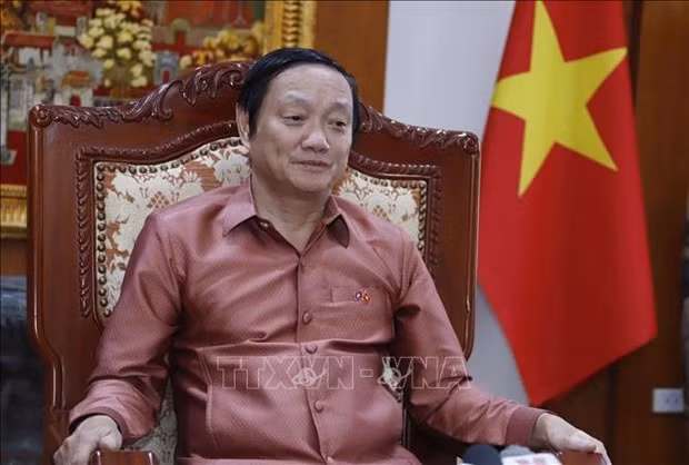 El embajador de Vietnam en Laos, Nguyen Ba Hung (Foto: VNA)