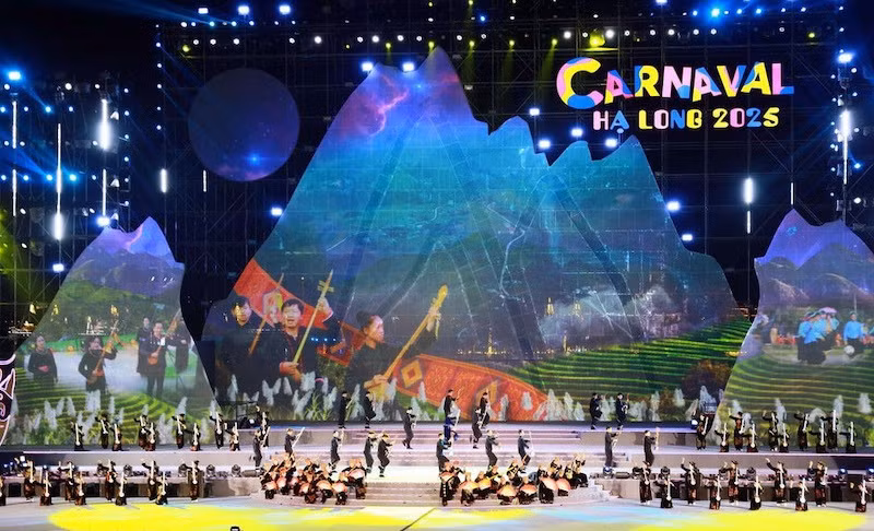 El Carnaval de Ha Long 2025 es un producto turístico especial de Quang Ninh.