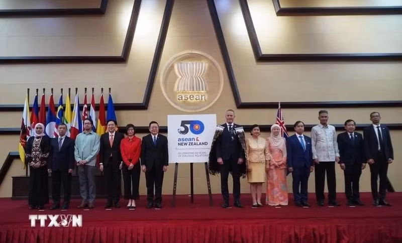 Se anuncia el logotipo oficial para la conmemoración del 50 aniversario de las relaciones de diálogo Asean-Nueva Zelanda (Foto: VNA)