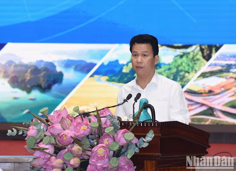 Habla el ministro de Recursos Naturales y Medio Ambiente, Dang Quoc Khanh.