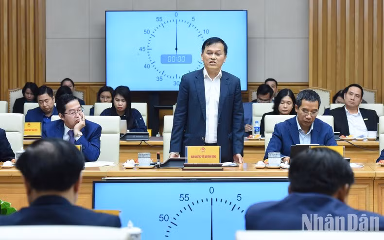 Habla representante del Banco de Prosperidad de Vietnam (VPBank).