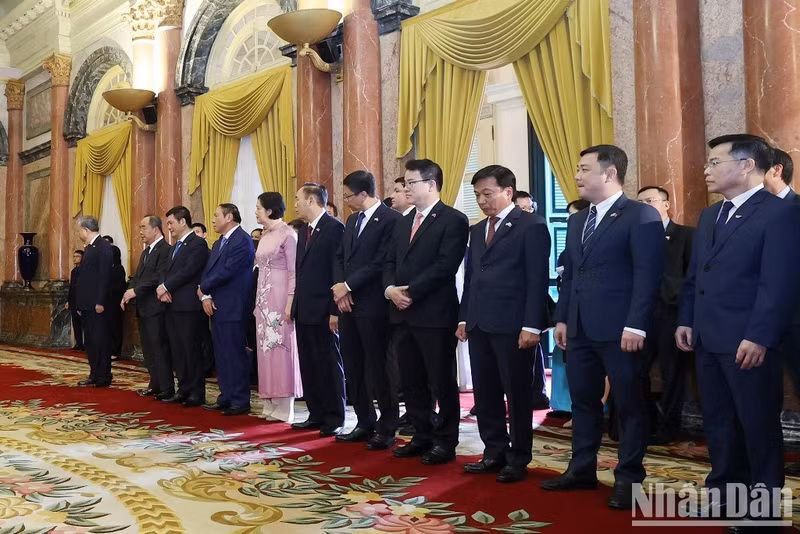 [Foto] Vietnam y Kazajstán cooperan en diversos campos ảnh 3