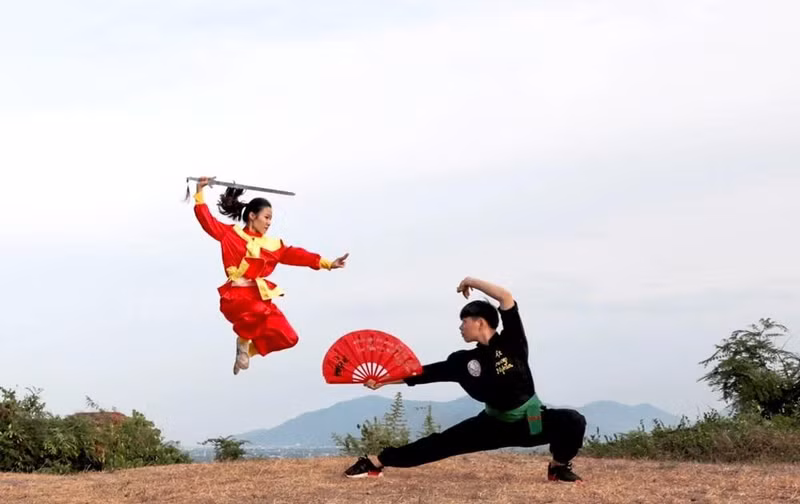 Protegen y promueven las artes marciales tradicionales de Binh Dinh. (Foto: baovanhoa.vn)