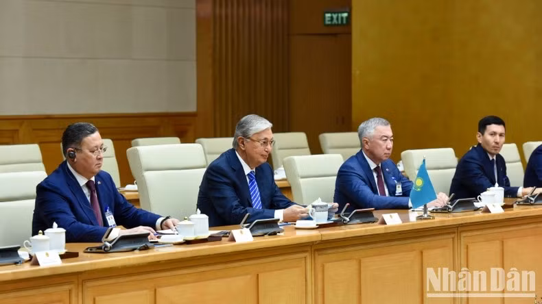 Miembros de la delegación de alto nivel de Kazajstán. Miembros de la delegación de alto nivel de Kazajstán.