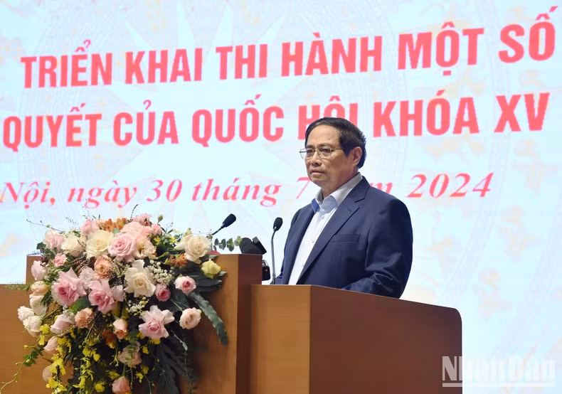 Minh Chinh interviene en la cita.