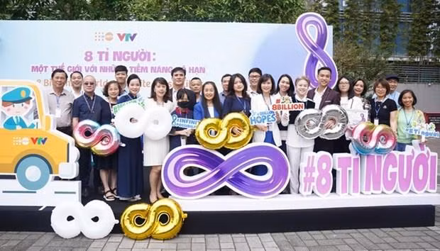 El comité organizador lanza la ruta de autobús “ocho mil millones” (Fotografía: vtv.vn)