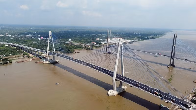 El puente My Thuan 2, de siete kilómetros de longitud, que conecta las provincias de Vinh Long y Tien Giang, acaba de inaugurarse el 24 de diciembre de 2023. El puente My Thuan 2, de siete kilómetros de longitud, que conecta las provincias de Vinh Long y Tien Giang, acaba de inaugurarse el 24 de diciembre de 2023.