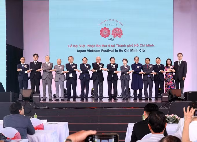 Delegados vietnamitas y japoneses en el noveno Festival Vietnam-Japón en Ciudad Ho Chi Minh (Foto: sggp.org.vn)