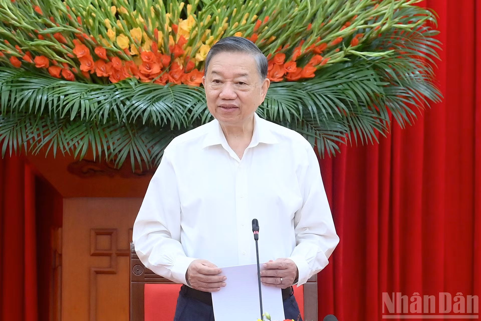 El secretario general del Partido Comunista y presidente de Vietnam, To Lam, imparte directrices.