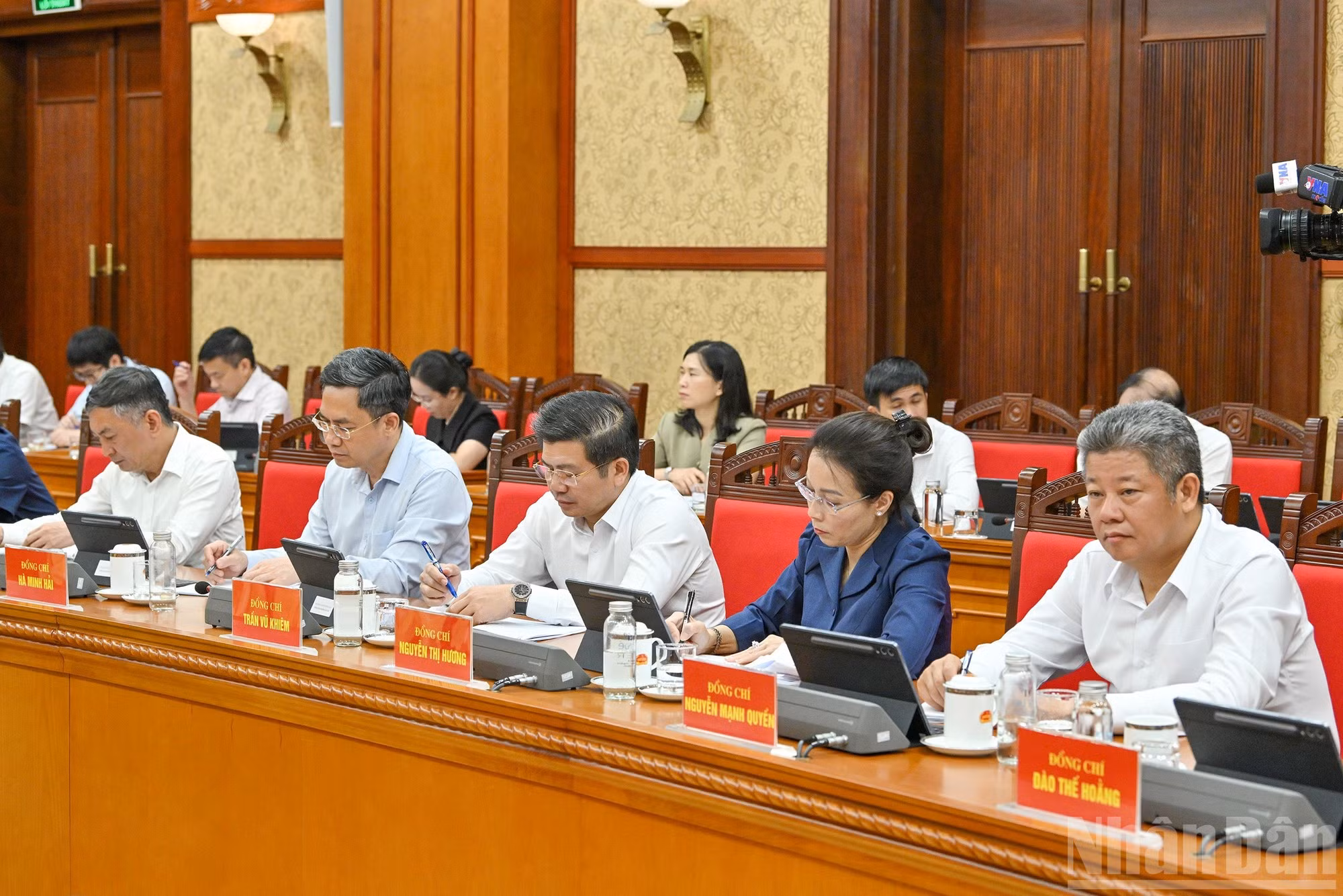 Delegados a la sesión.