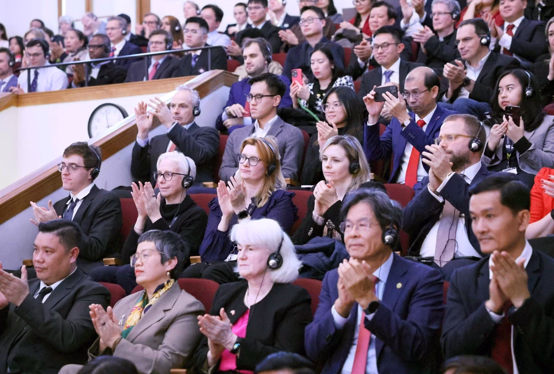 Delegados a la reunión.