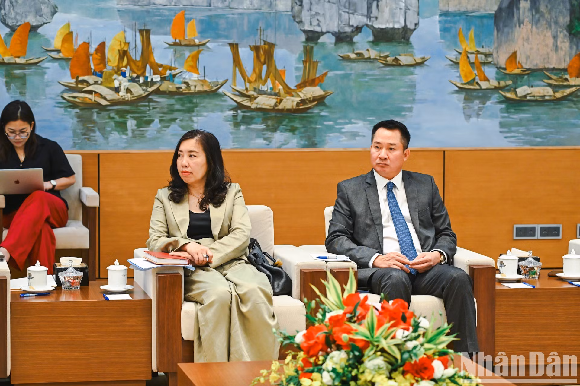 Representantes de Vietnam en la cita.