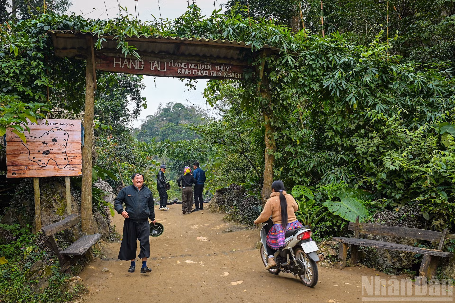 La puerta de bienvenida al llamado pueblo primitivo.