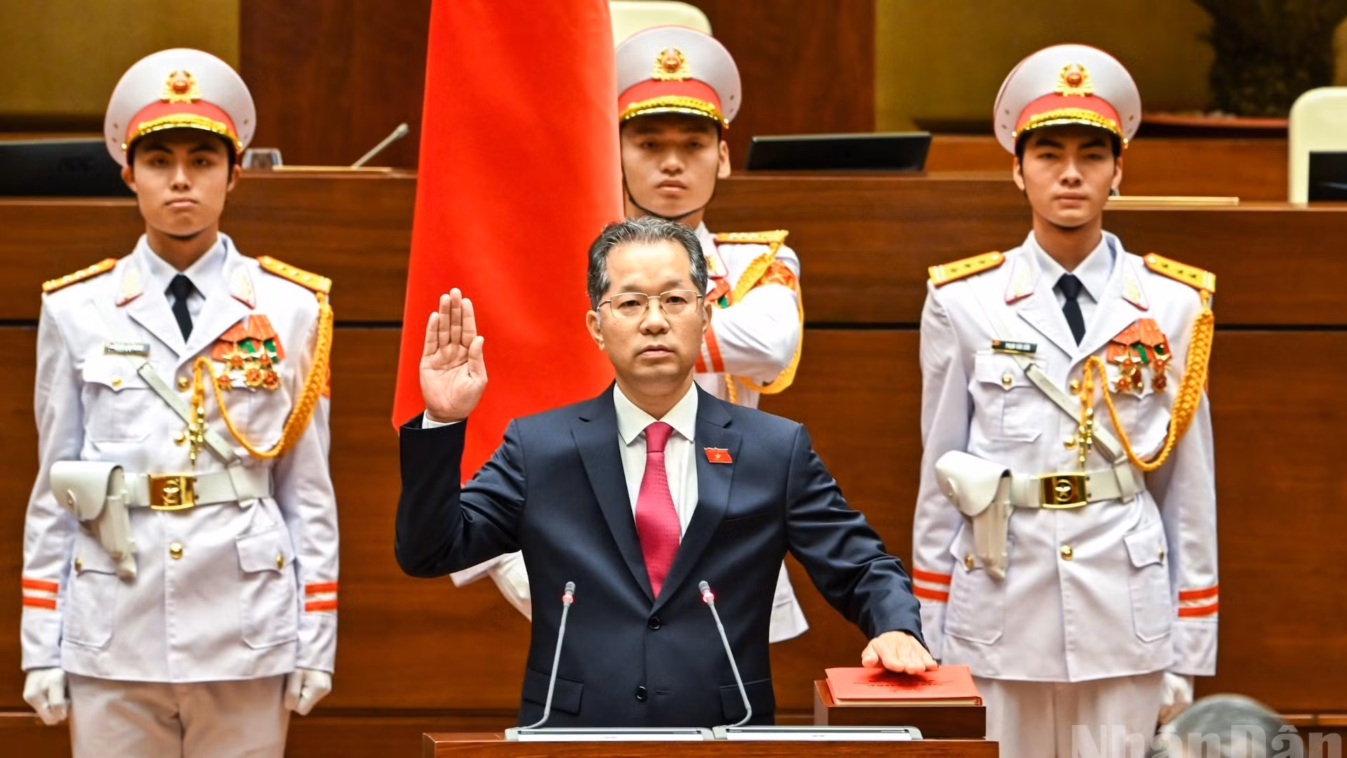 [Foto] Presta juramento presidente del Tribunal Popular Supremo de Vietnam 