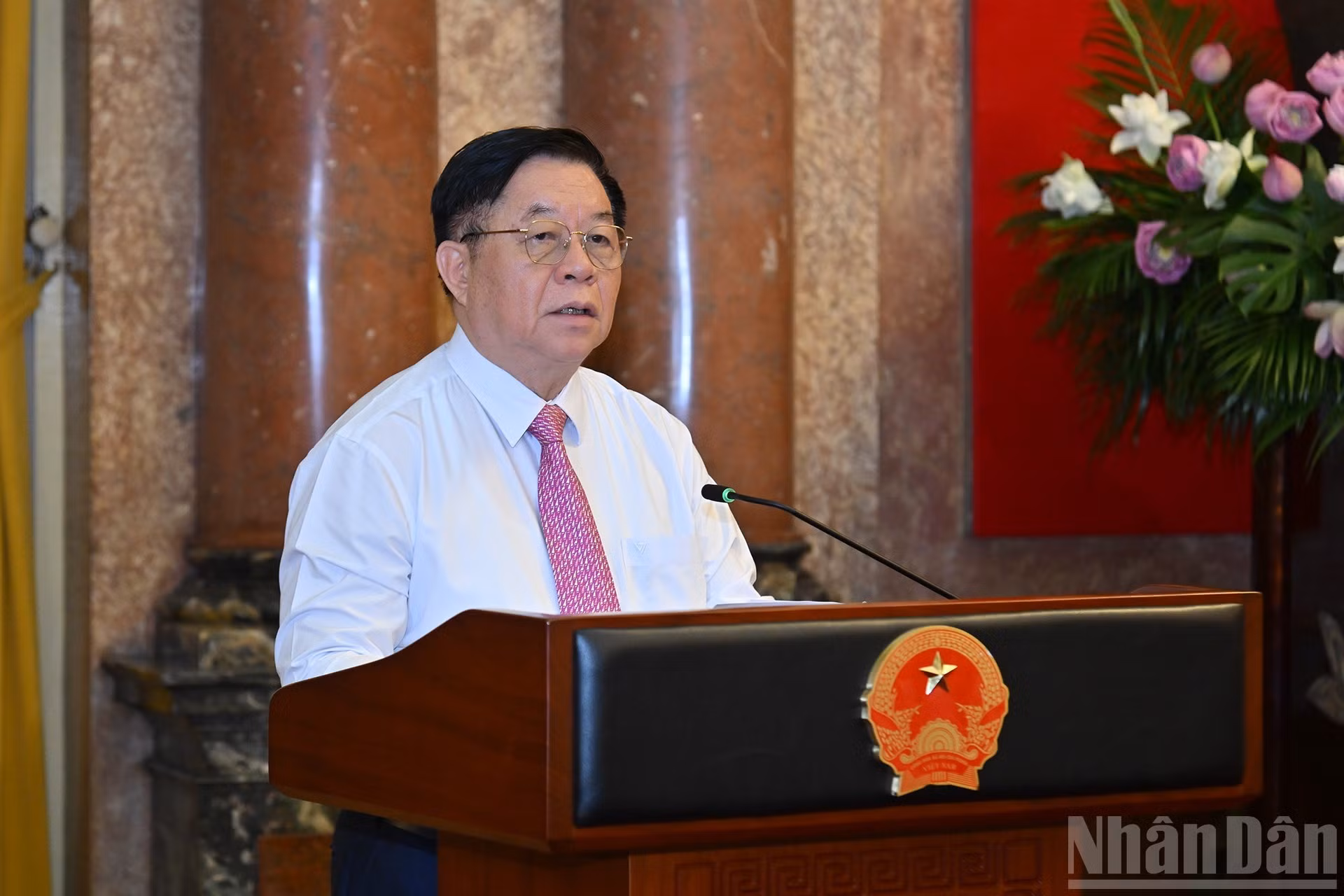 El jefe de la Comisión de Propaganda y Movilización de Masas del Comité Central del Partido, Nguyen Trong Nghia, en su discurso.