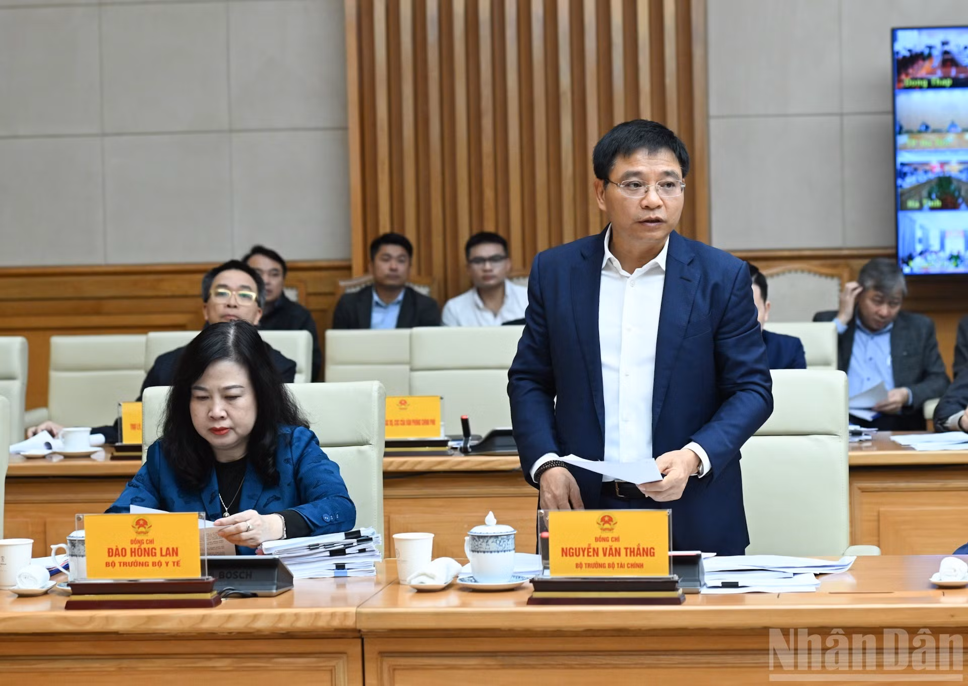 El ministro de Finanzas, Nguyen Van Thang.