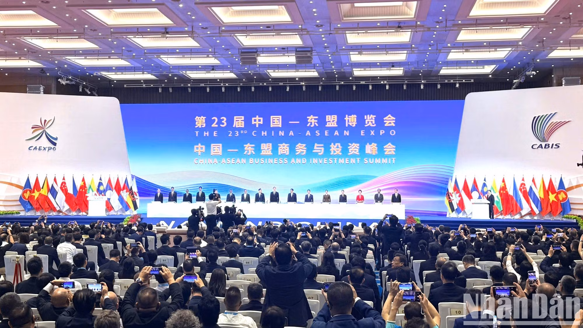 Dirigentes de China y países de la Asean en la inauguración de la feria.