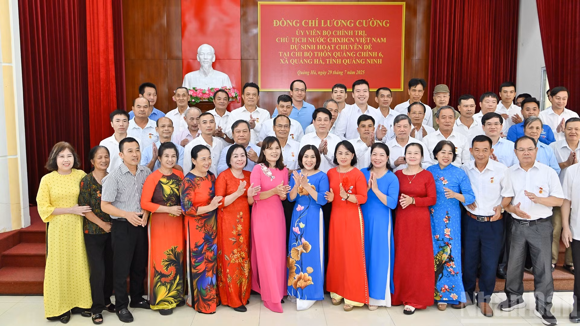 [Foto] Presidente vietnamita revisa funcionamiento de sistema político en Quang Ninh