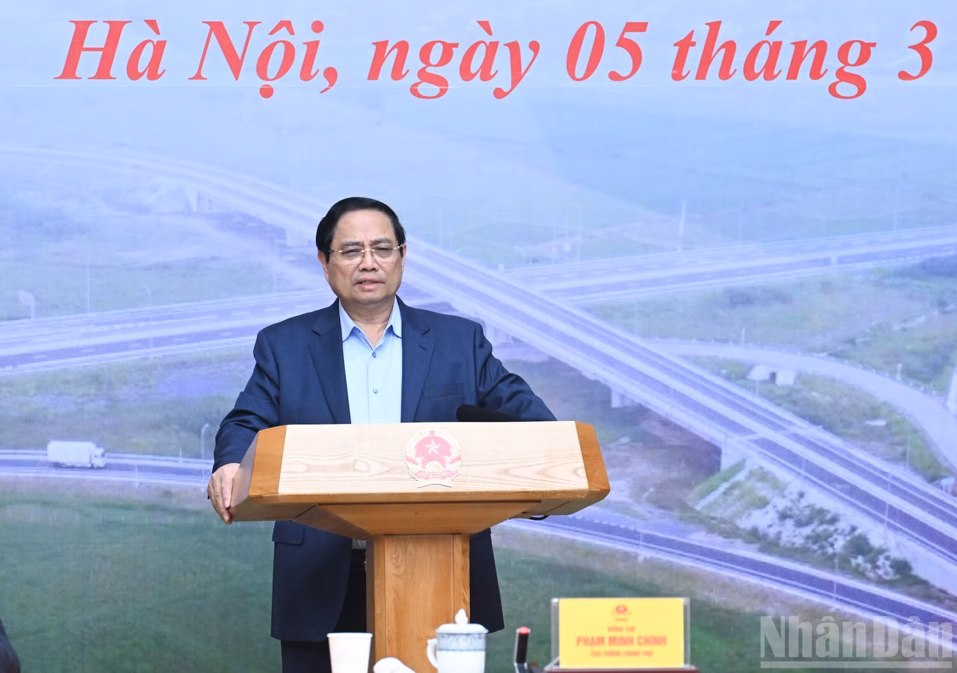 El primer ministro de Vietnam, Pham Minh Chinh, preside la 24ª Reunión del Comité Directivo Nacional para obras clave del sector del transporte.