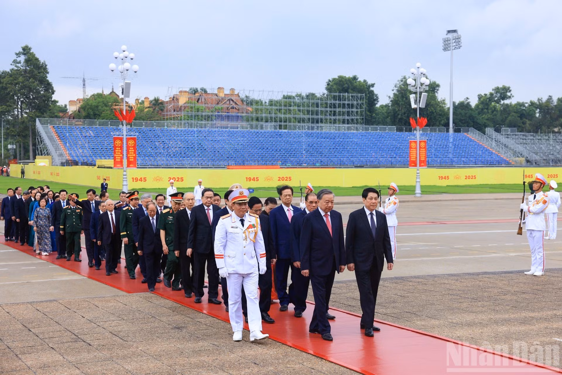 Integran la degelación dirigentes y exdirigentes del PCV y del Estado vietnamita.